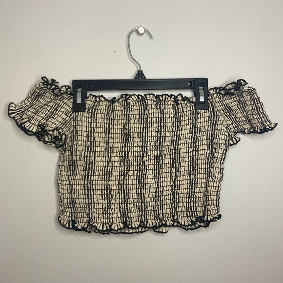 Show Me You MuMu Smocked Crop Top - Picture 2 of 4
